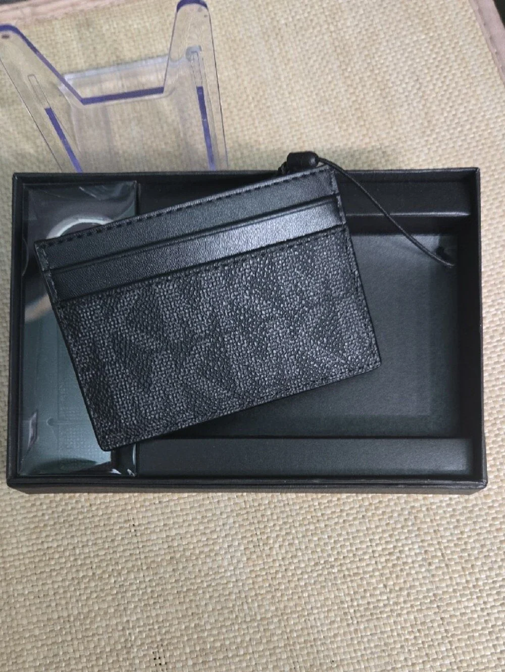 $99 Retail Michael Kors Black Logo Card Holder and Keyring Gift Set